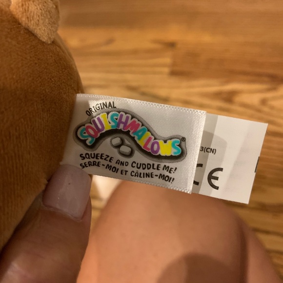 SQUISHMALLOW 5" Mini Reginald the Corgi - Picture 3 of 5